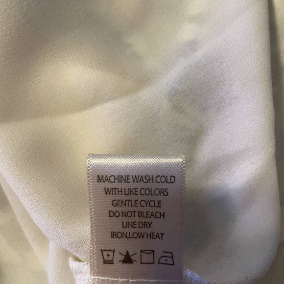 Women's MAX STUDIO Stretch White Blue Floral Smocked Waist Dress Size Small, NWT - Picture 10 of 10